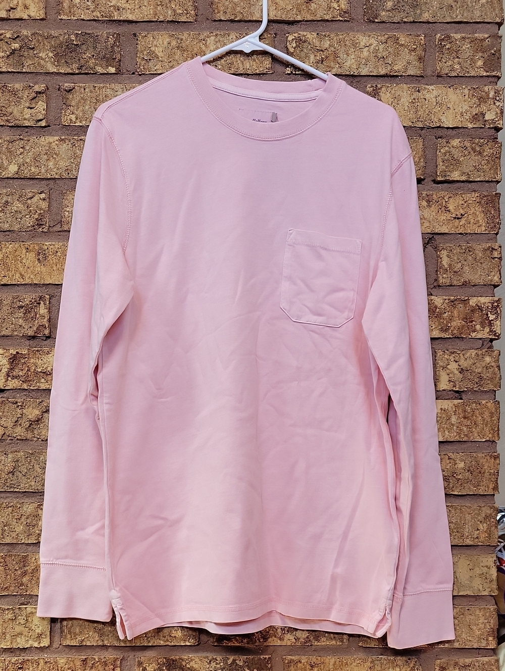 Goodfellow & Co Pocket Long Sleeve Crewneck Cotton Light Pink Tee Size Medium